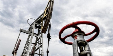 Piyasalar Hürmüz Boğazı'ndaki kesintinin uzamasını fiyatlıyor