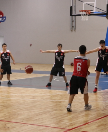 Sahada sadece basketbol değil farkındalık var