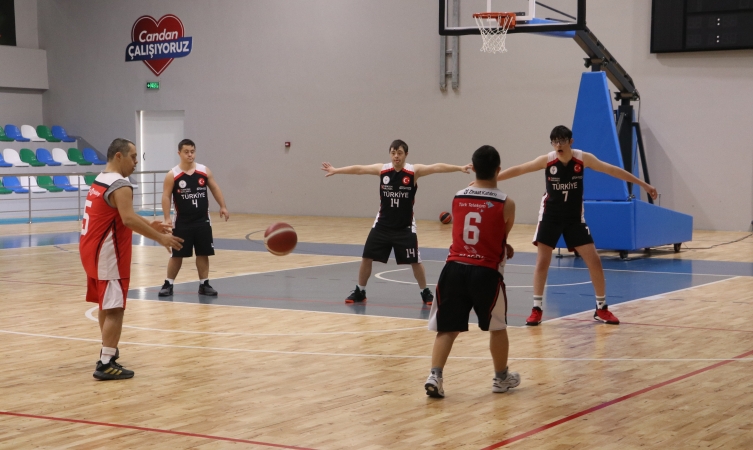 Sahada sadece basketbol değil farkındalık var