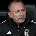 Sergen Yalçın: Taraftar seneye onlara layık bir takım görecek