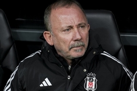 Sergen Yalçın: Taraftar seneye onlara layık bir takım görecek