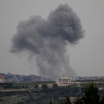 Soykırımcı İsrail, Lübnan'a hava saldırıları başlattı