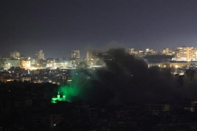 Soykırımcı İsrail'in ateşkese rağmen Lübnan'a saldırılar düzenledi