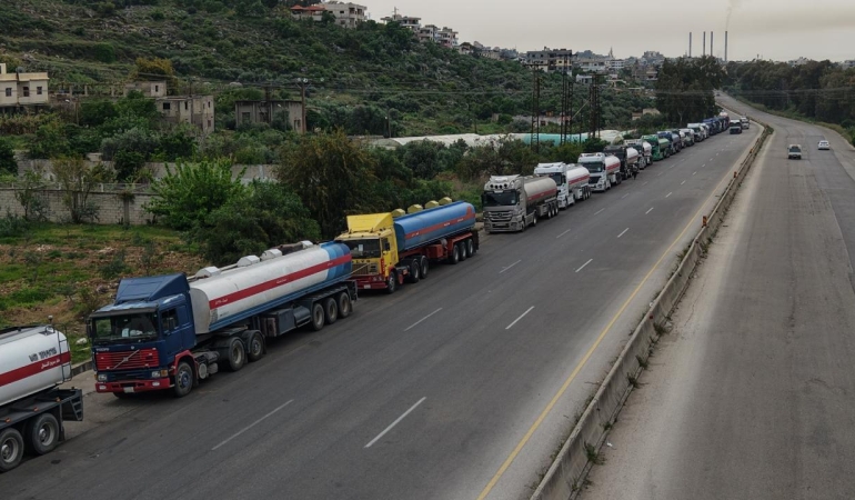 Suriye, Iraktan gelen akaryakıtın sevkiyatına başladı