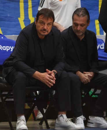 TBF, Ergin Ataman'a yapılan saldırı için inceleme istedi