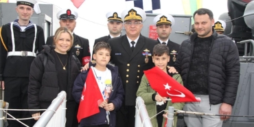 TCG Tayfun hücumbotu ile TCSG15 Sahil Güvenlik botu ziyarete açıldı