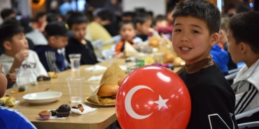 TDV yaklaşık 10 bin yetimin temel ihtiyacını karşılıyor