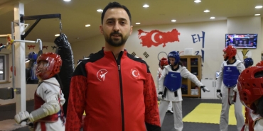 Tekvandocu polis geleceğin şampiyonlarını yetiştiriyor