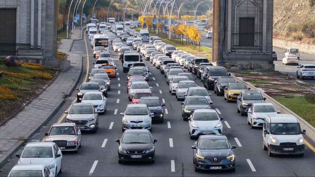 Trafikteki araç sayısı 34 milyonu aştı