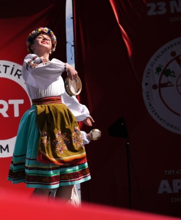 TRT, 27 ülkeden 490 çocuğu Ankara'da ağırlayacak