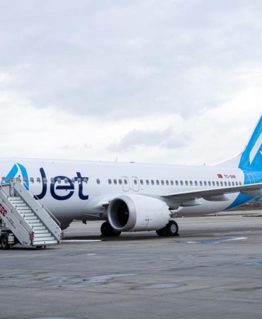 Uçakta canlı bomba şakası yapan yolcuya hapis cezası