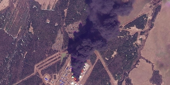 Ukrayna'dan 1500 kilometre mesafedeki Rus petrol tesisine dron saldırısı