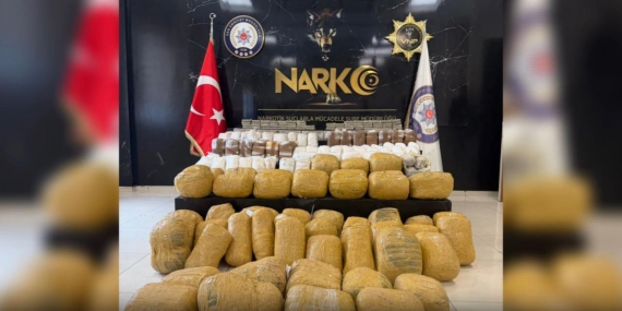 Van'da uyuşturucu operasyonu: 240 kilo uyuşturucu ele geçirildi