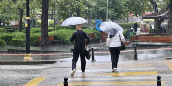 13 il için sarı uyarı: Kuvvetli yağışa dikkat