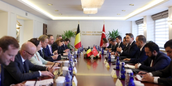 Bakan Bayraktar, Türkiye’nin enerji vizyonunu Belçikalı şirket temsilcileriyle paylaştı