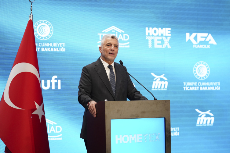 Bakan Bolat: Geçen yıl 31 milyar dolarlık tekstil giyim ihracatımız oldu