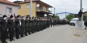 Balıkesir'deki trafik kazasında hayatını kaybeden uzman çavuş son yolculuğuna uğurlandı