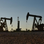 Brent petrolün varili 106,51 dolardan işlem görüyor