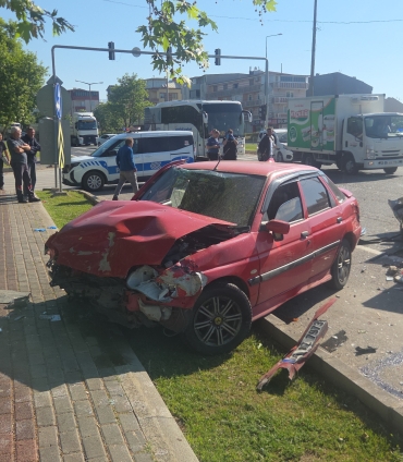 Bursa'da zincirleme kaza: 1 ölü, 4 yaralı