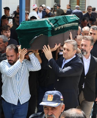 Cinayete kurban giden Kübra Yapıcı memleketinde toprağa verildi