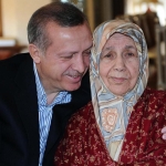 Cumhurbaşkanı Erdoğan'dan Anneler Günü mesajı