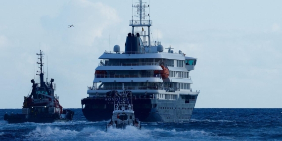 Hantavirüs vakalarının olduğu yolcu gemisi Tenerife’den ayrılarak Rotterdam’a hareket etti