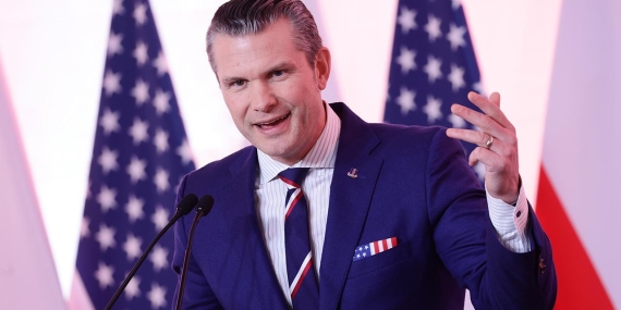 Hegseth, İranla savaşın onaysız devam edebileceğini savundu