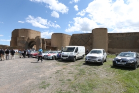 İpek Yolu Rallisi ekibi Kars'a ulaştı
