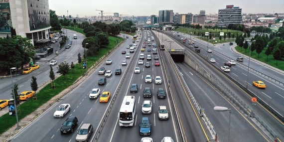 İstanbul'da bugün bazı yollar trafiğe kapanacak