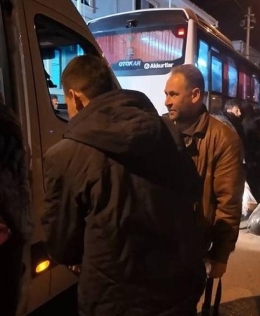 İzmir açıklarında 43 düzensiz göçmen kurtarıldı