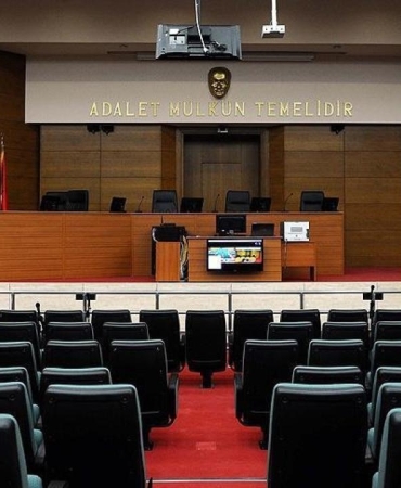 Kendisini MİT mensubu ve diplomat olarak tanıtan şüphelinin 10 yıla kadar hapsi istendi