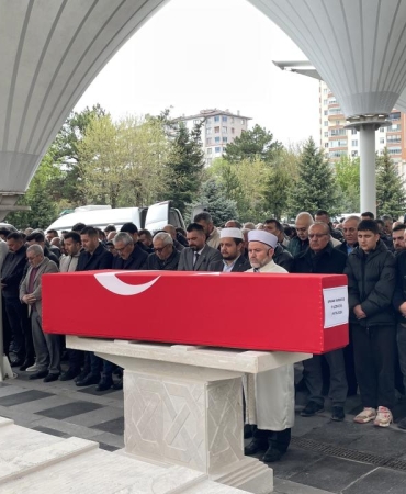 Piyade Uzman Çavuş Karakuş'un cenazesi toprağa verildi