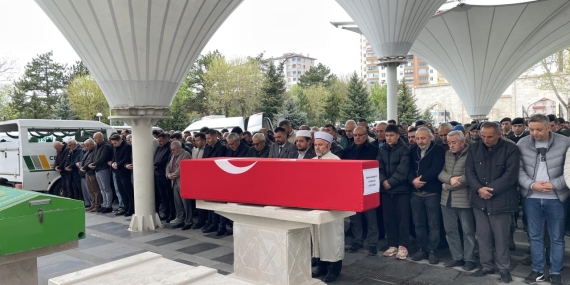 Piyade Uzman Çavuş Karakuş'un cenazesi toprağa verildi