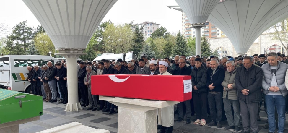 Piyade Uzman Çavuş Karakuş'un cenazesi toprağa verildi