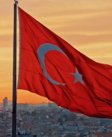 Türkiye, ekonomik hacmiyle nüfusunun çoğunluğu Müslüman olan ülkelerin zirvesinde