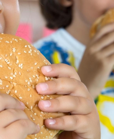 Türkiye'nin 'hızlı' favorileri belli oldu: Zirvede hamburger ve çikolata var
