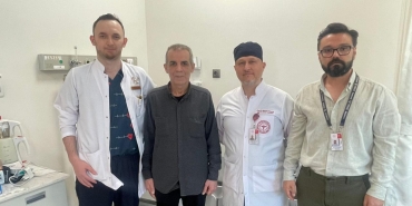 Üç damarı kapalı hasta küçük kesiyle yapılan bypassla sağlığına kavuştu