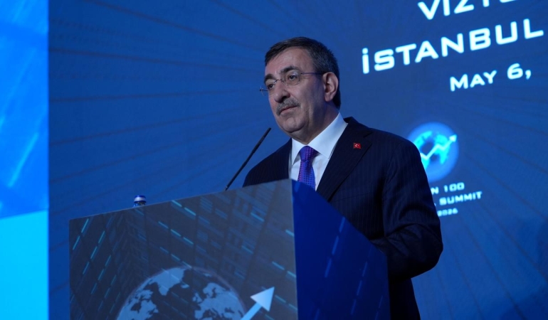 Yılmaz: Türkiye, 'dünyanın bağlantı noktası' konumunda olan bir ekonomidir