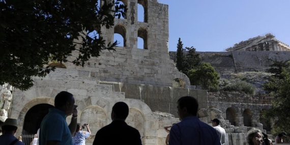 Yunanistan’dan borçları için Akropolis’in satılması istendi